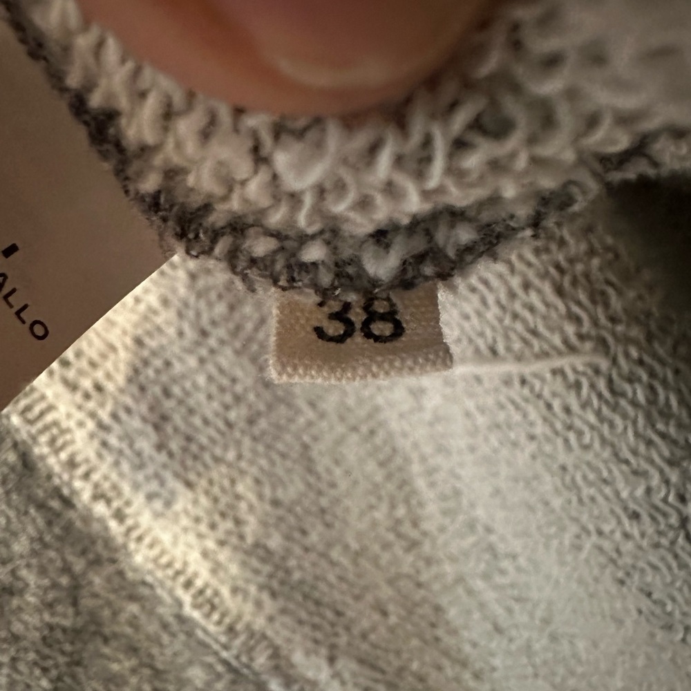 Marni heather gray sweatshirt with pouch pocket EUC - size 38 (US 4/6 or Sm) - Picture 9 of 13